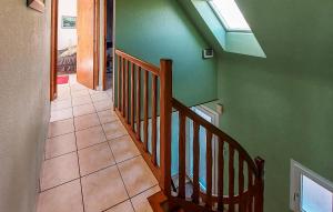 Maisons de vacances 4 Bedroom Cozy Home In Plouarzel : photos des chambres