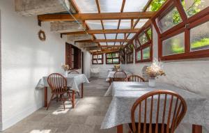 1 Bedroom Beautiful Apartment In Divaca 