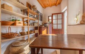 1 Bedroom Beautiful Apartment In Divaca