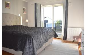 Awesome Home In Malmö With Wifi
