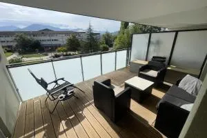 Beautiful Spacious apartment with mountain view - Poisy