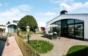 2 Bedroom Gorgeous Home In Lemmer