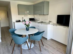 New apartment with swimming pool