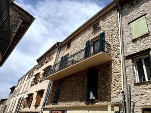 Appartement 56m2 avec balcon en coeur de village