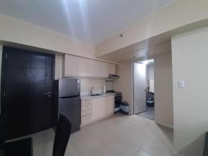 Serin Tagaytay West Tower