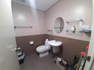 Serin Tagaytay West Tower