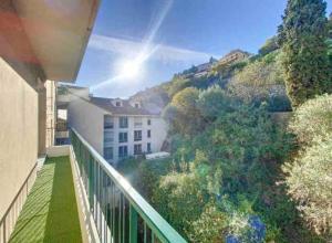 Superbe T2 dans Nice avec balcon et parking
