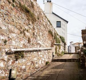 Ocean View - Ground Floor Cottage Apartment - Little Haven