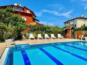 Apartments Dugonjić - Seget