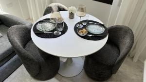 Salvatore I Deluxe con balcón, Nuevo! Exc ubicación