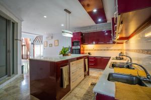 Nipper Villa - Spacious 5BR in Canggu