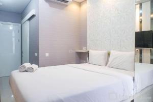 Stylish Studio Apartment Connected to Ciputra World Mall at The Vertu By Travelio