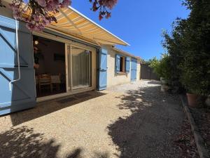 Charmant Pavillon T2 Cabine, 6 Couchages, Cour Privée, Piscine, Parking, Proche Plage - St Cyprien - FR-1-106-34