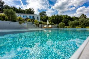 New in 2024 Villa Lina