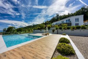 New in 2024 Villa Lina