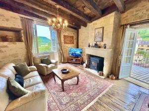Maisons de vacances New Listing! Maison Delluc with Spectacular Vistas : photos des chambres