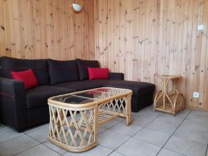 Urokliwy domek blisko jeziora Żarnowieckiego, Nadole