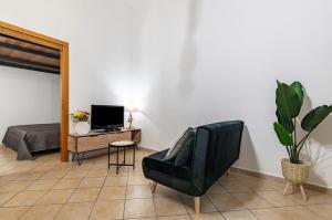 GuestHost - Your Home at the Cathedral - Palermo Cozy Flat