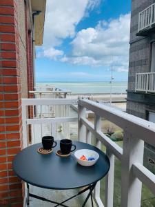 Appartements Le repaire des heros 150m plage parking prive - lesvoyagescolores : photos des chambres