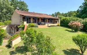 Lovely Home In Villamblard With Wifi - Jaure