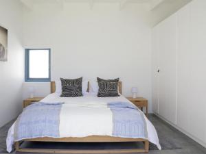 The Cottage Collection Paternoster