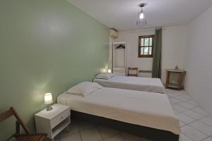 Maisons de vacances Villa climatisee de 195 m2 avec piscine privee : photos des chambres