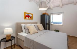 Beautiful Home In Jadranovo