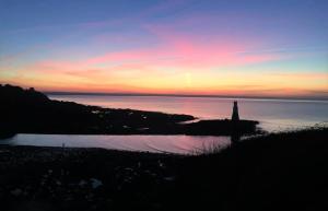 Maisons de vacances MAISON DE VACANCES 10-12 PERS - Plages et Sentier Douanier 7mn a pied : photos des chambres