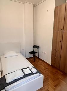 Beautiful luxurious family apartment in koukaki