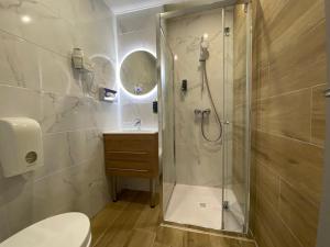 Hotels Brit Hotel Acacias : photos des chambres