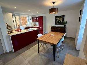 Maisons de vacances Sur le Quai - Vue sur le port - Exterieur Cosy : photos des chambres