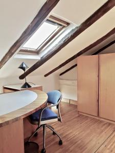 RK San Vitale Flat