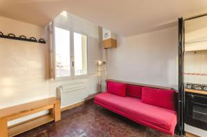 RK San Vitale Flat