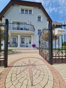 WILLA RÓŻA WIATRÓW