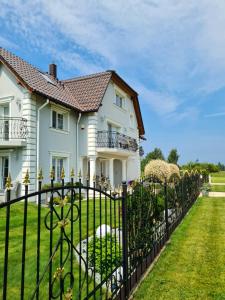 WILLA RÓŻA WIATRÓW