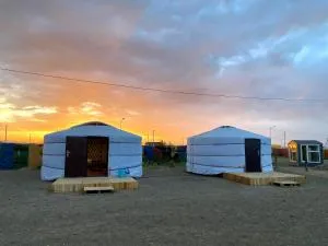 Cozy DZ Guesthouse - Baruun Hural