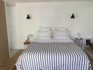 Maisons d'hotes La Traversiere : photos des chambres