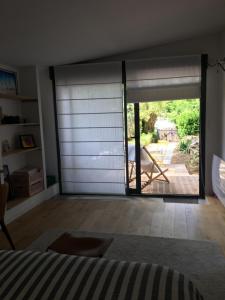 Maisons d'hotes La Traversiere : photos des chambres