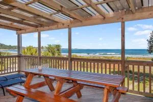 Banana Bach by the Beach- House Price - Te Kaha