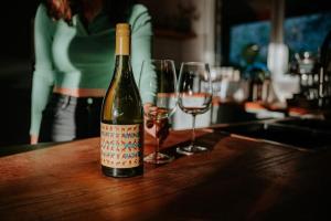 Healesville Mud Brick Hideaway