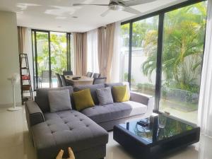 laguna park2 三卧室泳池别墅家庭房