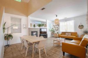 Perfect for large groups