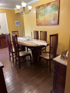 Apartamento de três quartos até seis pessoas Só consigo responder pergunta após o pagamento Antes do pagamento eu não tenho acesso para responder