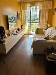 Apartamento de três quartos até seis pessoas Só consigo responder pergunta após o pagamento Antes do pagamento eu não tenho acesso para responder