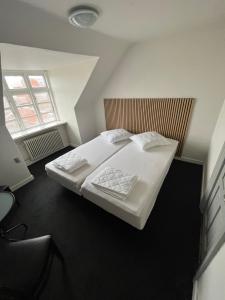 Folsted - Værelse 201 fri parkering