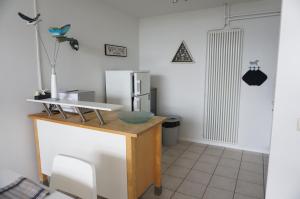 Kustverhuur, Oude manege, Nieuwvliet 14-16