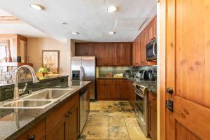 Big Horn Lodge 310 by East West Hospitality