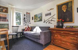 2 Bedroom Beautiful Home In Fjällbacka