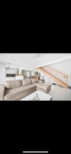 Appartements Appartement duplex en residence familiale et surveillee de 2 chambres a deux pas de paris avec sa place de parking et son jardinet Pas de fetes : photos des chambres