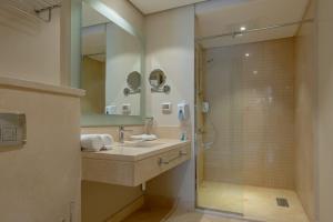 Stylish Gouna Escape 2BR Mangroovy Beach Pool Access